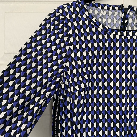 J. CREW purple black white scalloped print long sleeve dress with side zippers - Picture 2 of 7